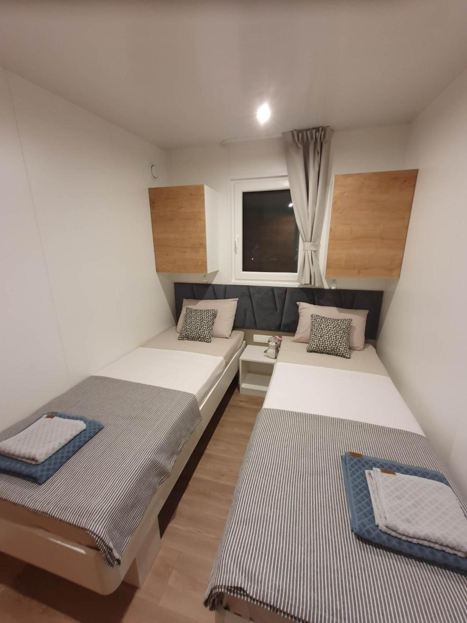 Holiday home Mobile Homes Karlo & Dino *